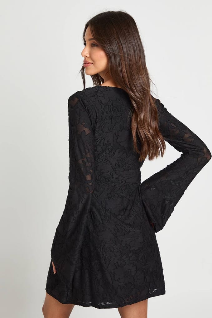 boohoo Dames Burnout Bloemen Wijdmouw Shift Jurk | Black | Maat: 8