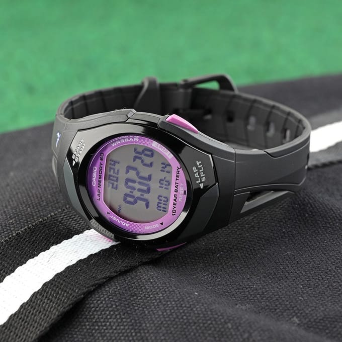 Casio Casio Collection STR-300-1CEG Horloge - Kunststof - Zwart - Ø 35 mm