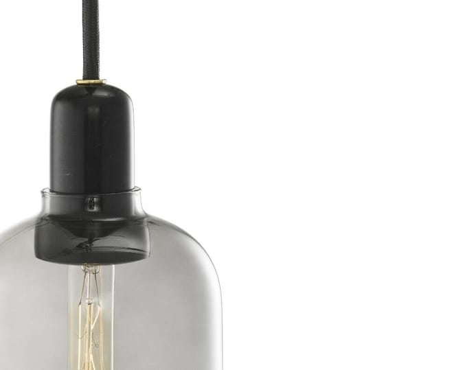 Normann Copenhagen Amp Hanglamp Klein Gerookt/ Zwart