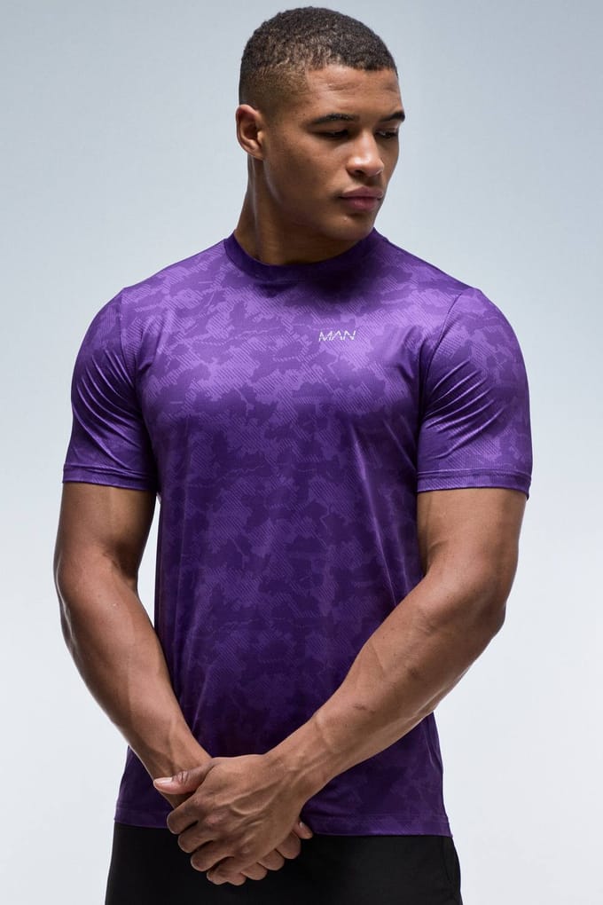 Heren Active Regular Fit Geo Camo T-shirt | Purple | Size Large