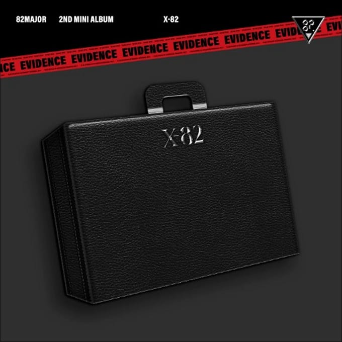 82MAJOR [X-82] 2e Mini Album 1ea black