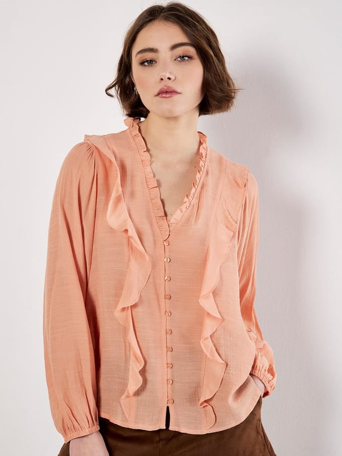 Lightweight Ruffle Blouse