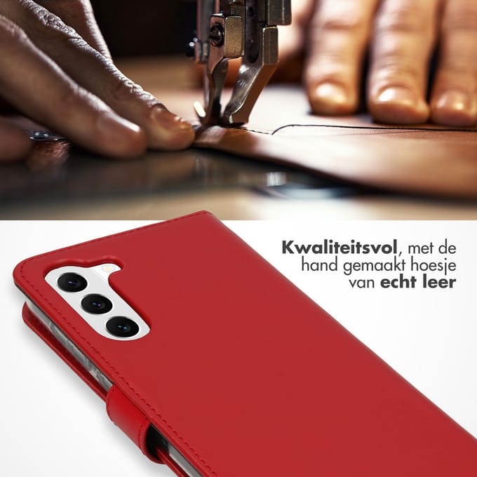 Selencia Hoesje - Geschikt voor Samsung Galaxy S23 - Echt Lederen Bookcase - Rood