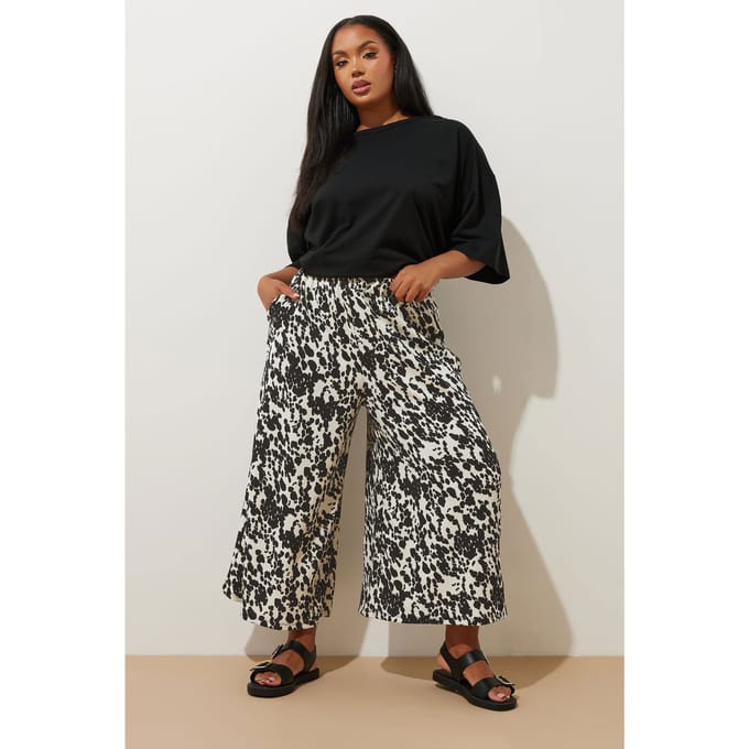 Yours Midaxi Culottebroek Met Koeienprint In Wit/Bruin Size 54-56