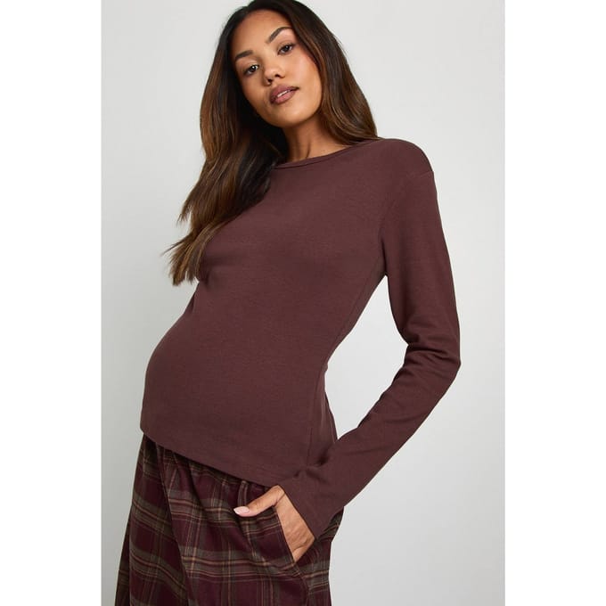 boohoo Dames Zwangerschapsbasic geribbelde lange mouwen lang gesneden nauwsluitende top | Chocoladebruin | Maat: 36