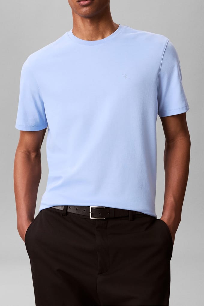 Calvin Klein Ss Supima Chest Embroidery Tee Placid Blue Größe: L | Basic T-Shirts Outlet | Herren | Blau