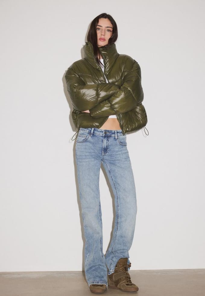 Stradivarius Kort gewatteerd jack met hoge kraag  Kaki M