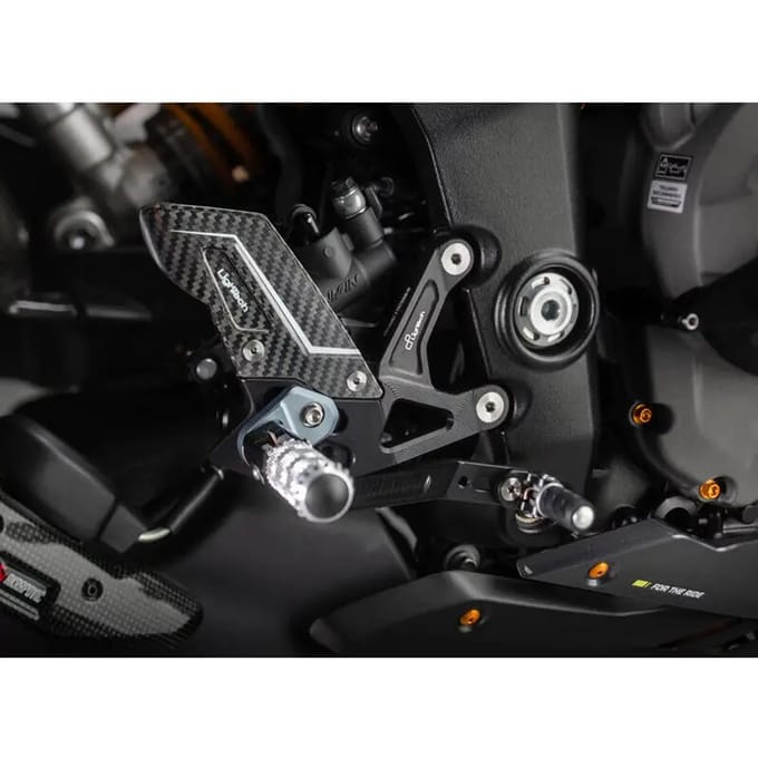 Verstelbare motorsteunen Lightech R Triumph