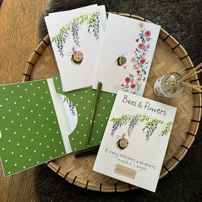 Alex Clark Notecards & Envelopes ~ Kaartenbox Bijen en Bloemen 'Bees & flowers'