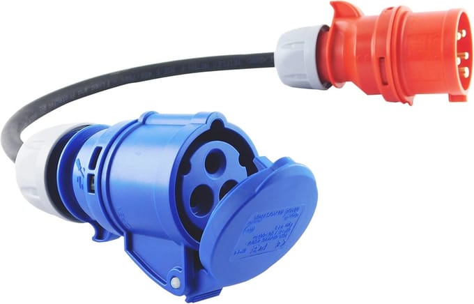 CEE Koppeling naar Stekker Adapter 230V 16A naar 400V 16A voor Camping en Buiten