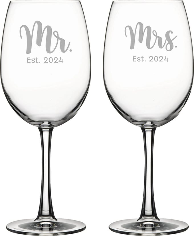 Gegraveerde set rode wijnglazen 46cl Mr. Est. 2024 - Mrs. Est. 2024