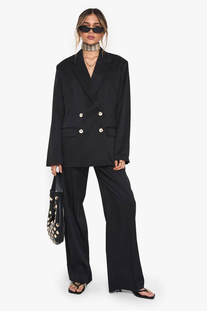 boohoo Dames Woven Tailored Frayed Hem Blazer | Zwart | Maat: 36