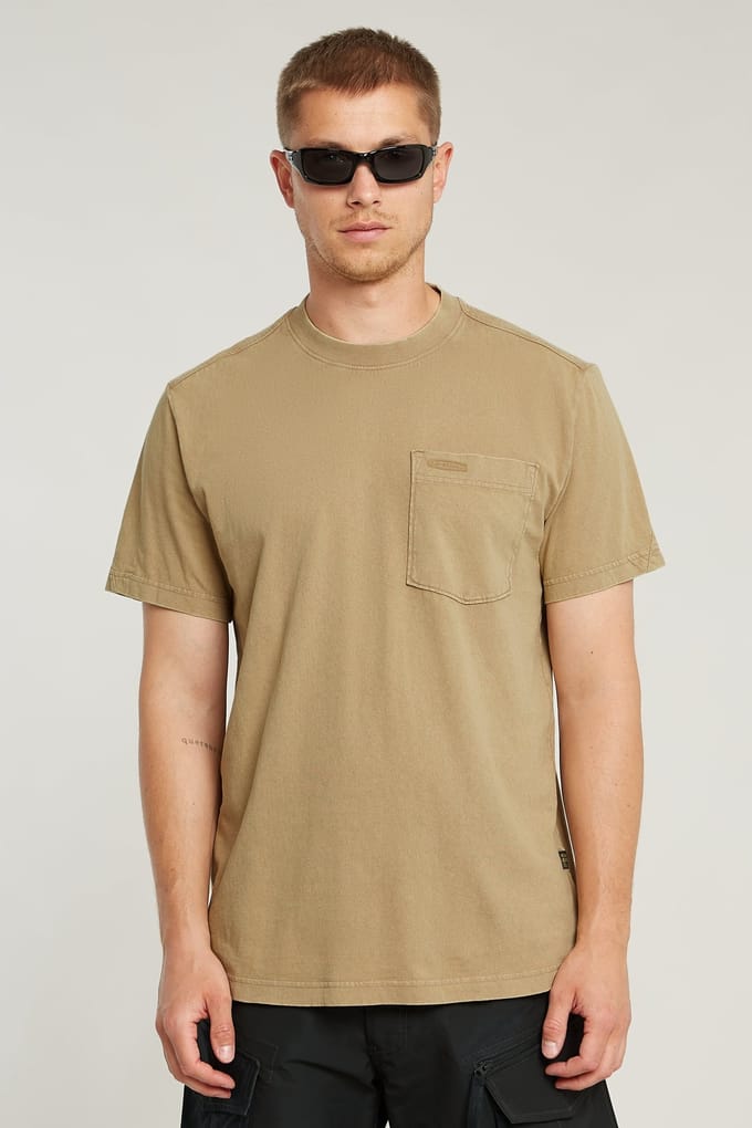 G-Star Washed Pocket R T Toggee Marte Size: M | Basic T-Shirts Outlet | Heren | Beige
