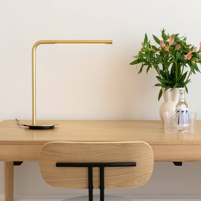 UMAGE LED tafellamp Omni, messing Hoogte 46 cm Metaal draaibaar
