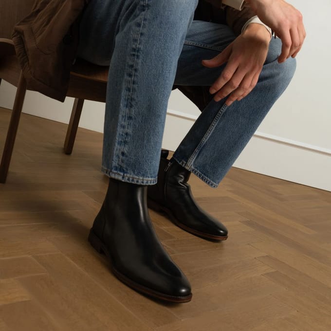 Manfield - Heren - Zwarte leren Chelsea boots - Maat 40