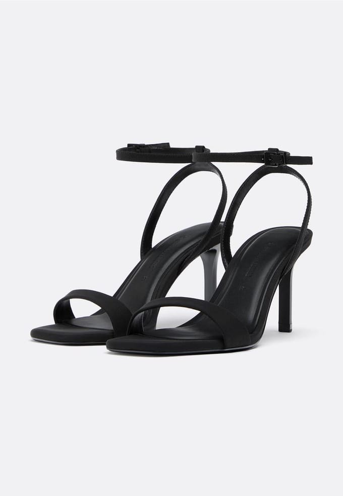 Stradivarius Sandalen met smalle hak  Zwart 37