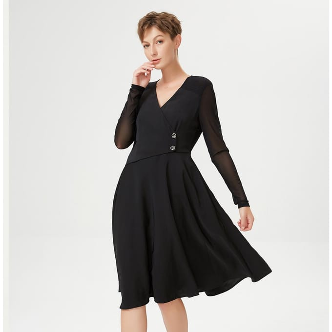 Skater Cross-Heart Dress en stretch tule mouwen