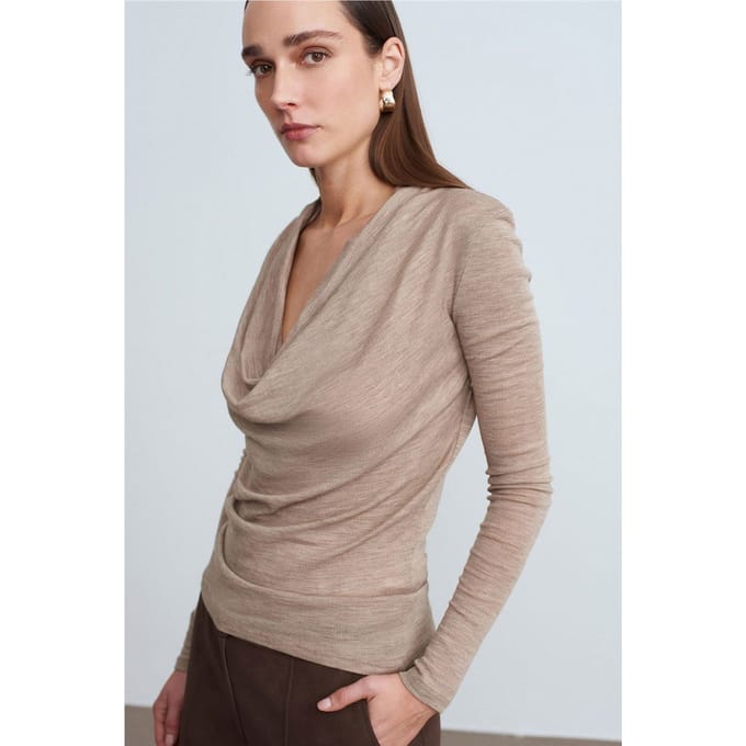 Slim-fit Wol Cowl Neck Blouse