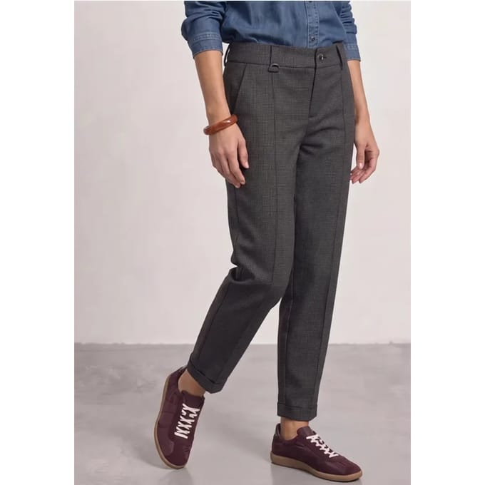 Mid Waist Tapered Leg Chino – Casual Fit