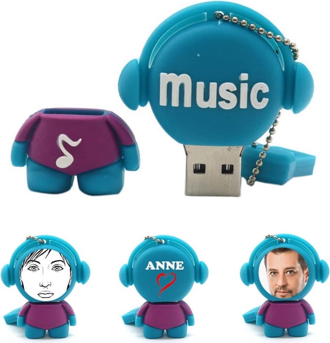 Muziek poppetje usb stick met naam 128GB