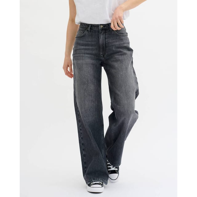 My Essential Wardrobe 10704222 35 the louis high wide