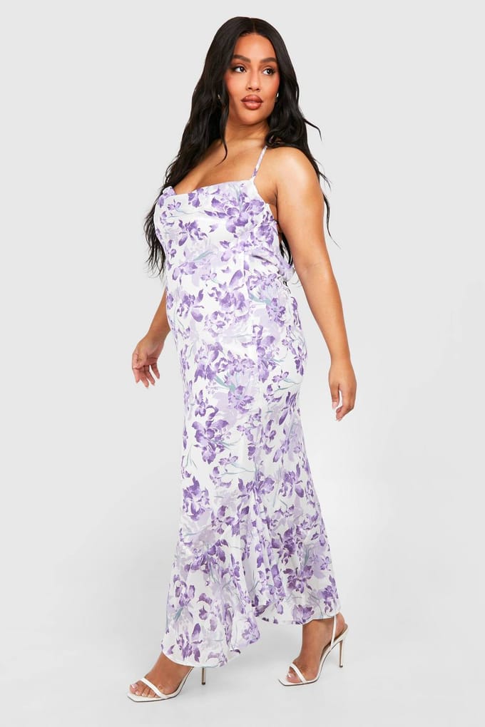boohoo Dames Plus Floral Cowl-back Asymmetrische Maxi-jurk | Violet | Maat: 56