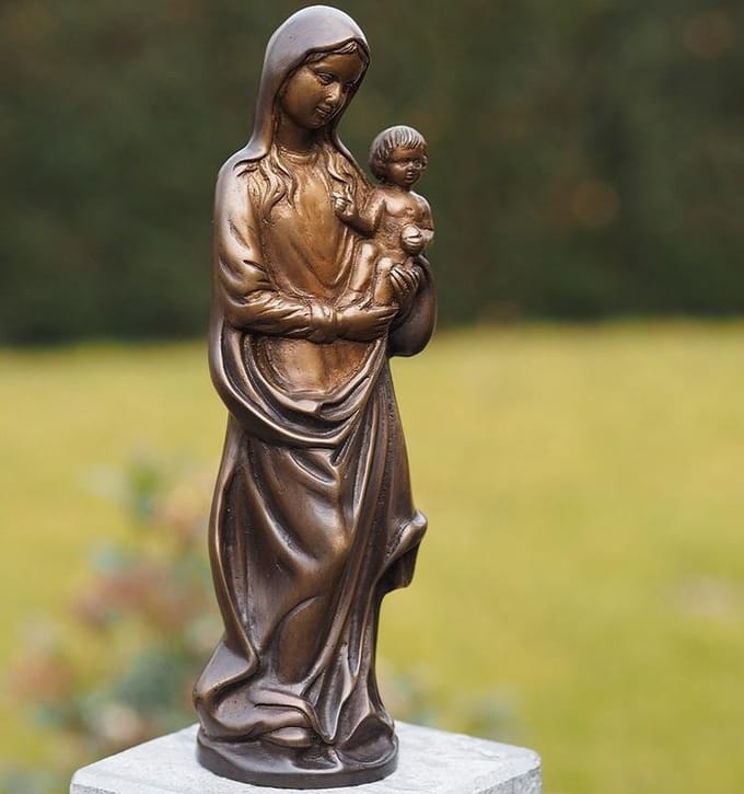 Bronzen Beelden:   Klein Maria beeld
