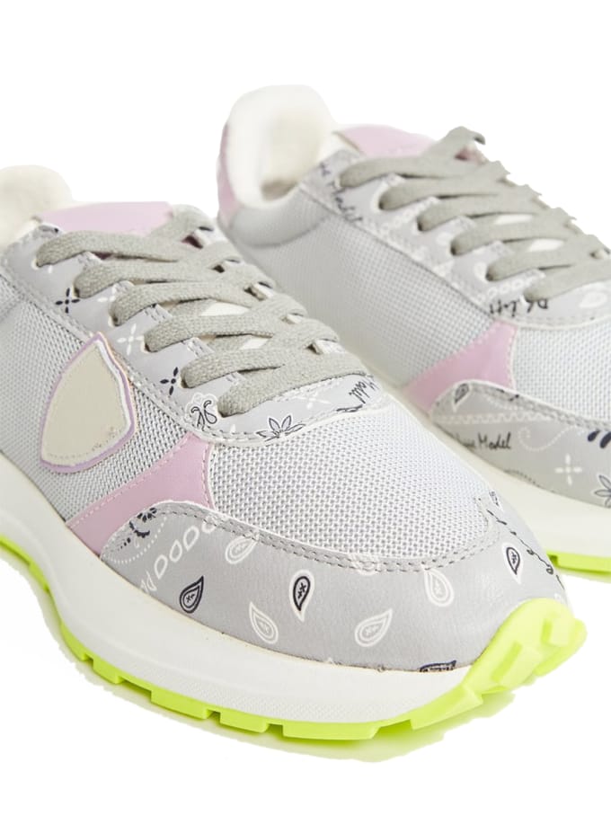 Antibes lage sneakers met paisleyprint