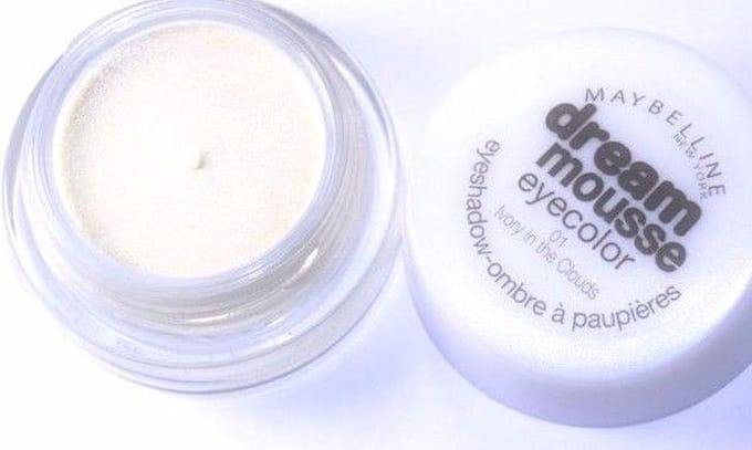 Maybelline Dream Mousse Eyecolor - 01 Ivory In The Clouds