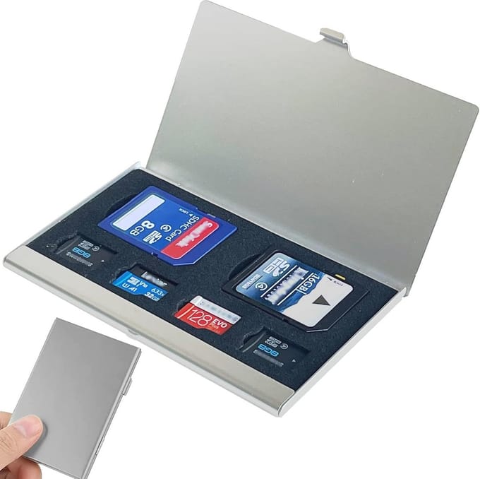 6-in-1 Geheugenkaarthouder voor SD en Micro SD Kaarten - Aluminium Hard Shell