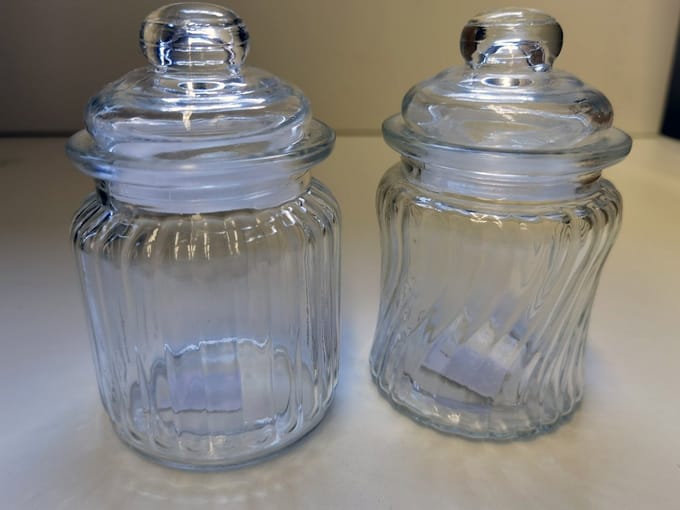 Glas - Voorraad pot met deksel - Decoratie potjes - 2 set - Klein - 12cm hoog - ø8cm.