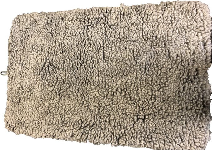 Adori Benchmat Sheepskin Grijs - Hondenbenchkussen - 91x56 cm