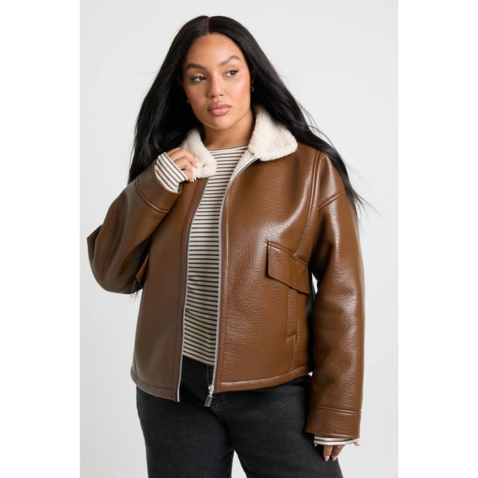boohoo Dames PLUS LEATHER AVIATOR JACKET | Bruin | Maat: 44