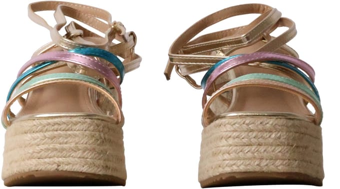 Sandalen met plateauzool en bandjes