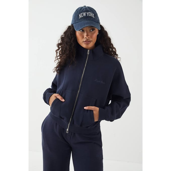 Dames DSGN Studio Borduurwerk Zip Through Trechter Hals Bomber | Navy | Maat: 2XL