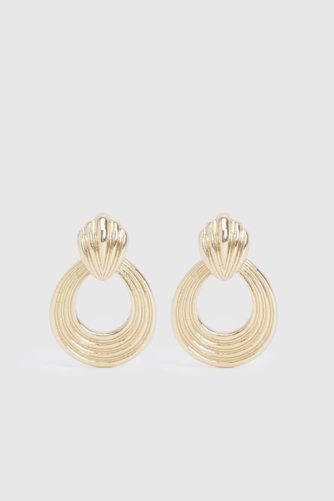 boohoo Dames Gouden geribbelde deurklopper oorbellen