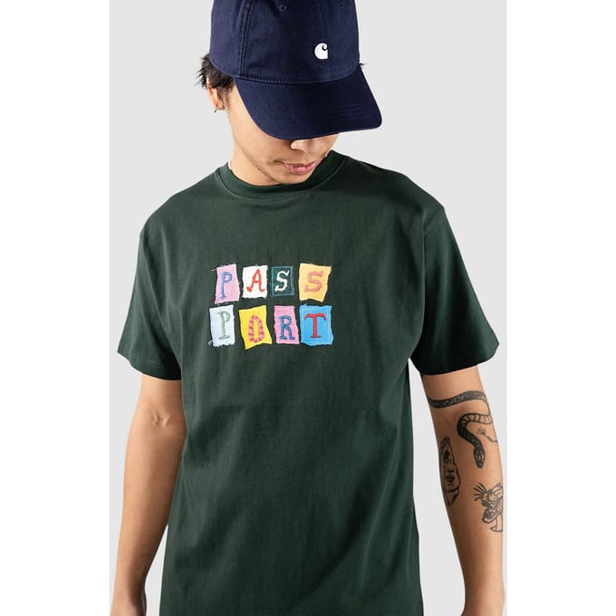 Pass Port Patchwork T-Shirt groen