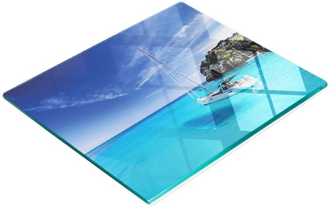 Decoratieve glazen snijplank met Menorca zeilbootmotief, 60x52 cm