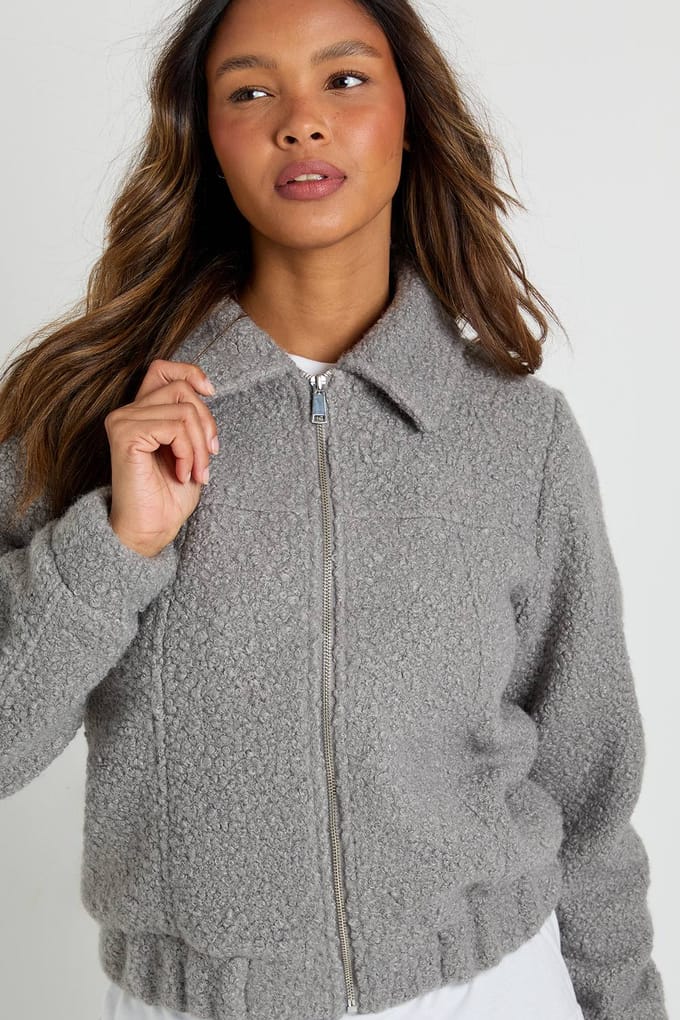 boohoo Dames Boucle Wol Look Truckerjas | Grey | Maat: 8