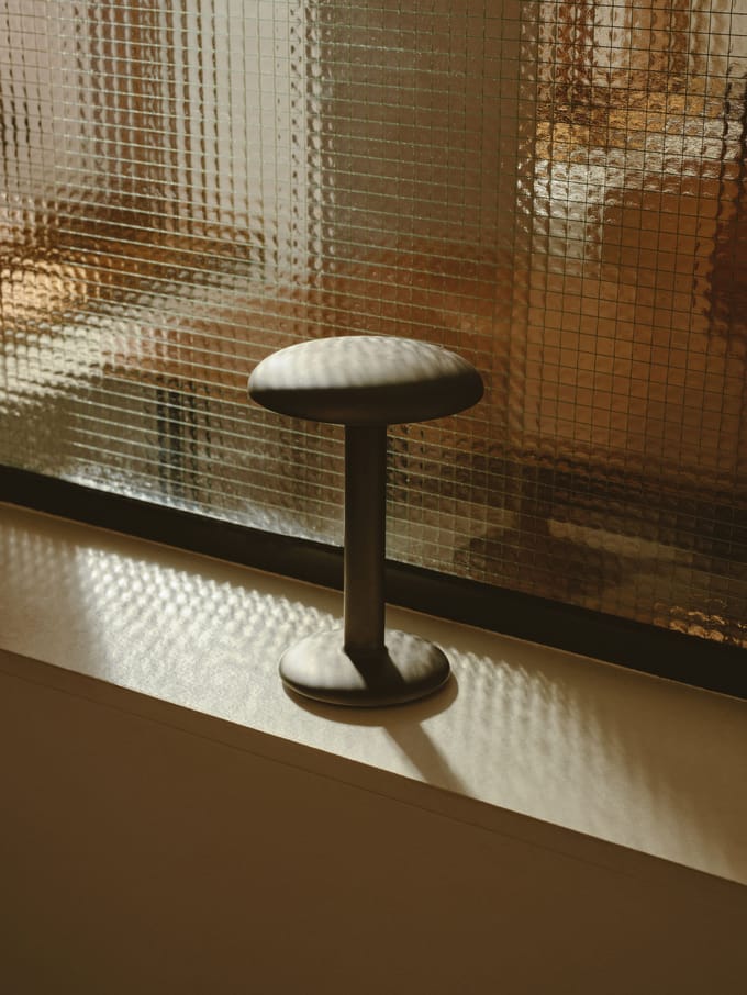 Flos Gustave Outdoor Oplaadbare lamp - matte anthracite