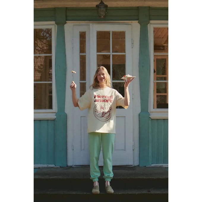 T-shirt dames She is Sunday Pierogi
