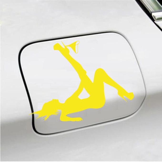 Bumpersticker - Dame Zonder Slip - 13 X 17 - Geel