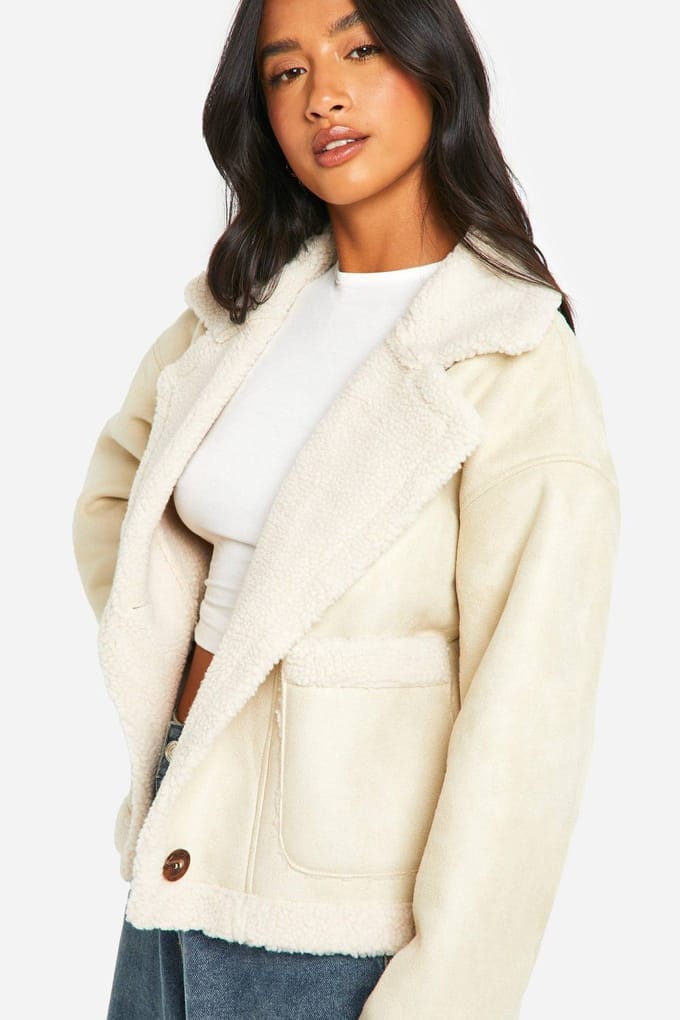 boohoo Dames Petite Borg Voering Kunstsuede Jas | Stone | Maat: 16