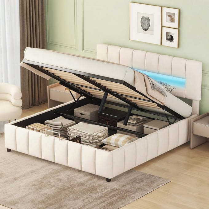 Modern tweepersoonsbed met ledverlichting en opbergruimte