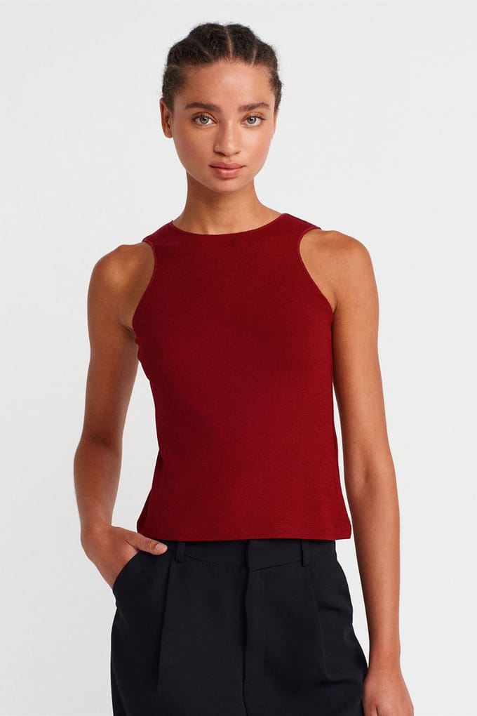 Gevormde Geribde Mouwloze Blouse