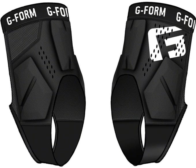 G-Form Pro-X4 Enkelberschermer - Zwart | Maat: L/XL