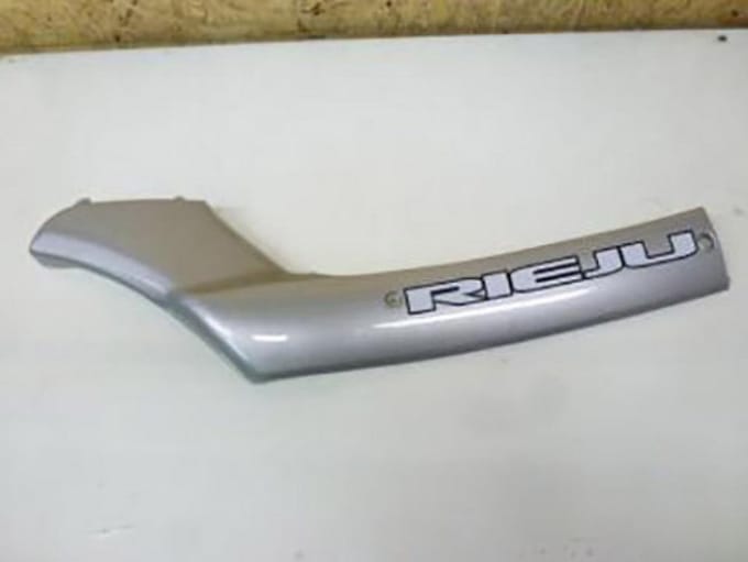 Cache latéral droit pour Scooter Rieju 50 Paseo Neuf