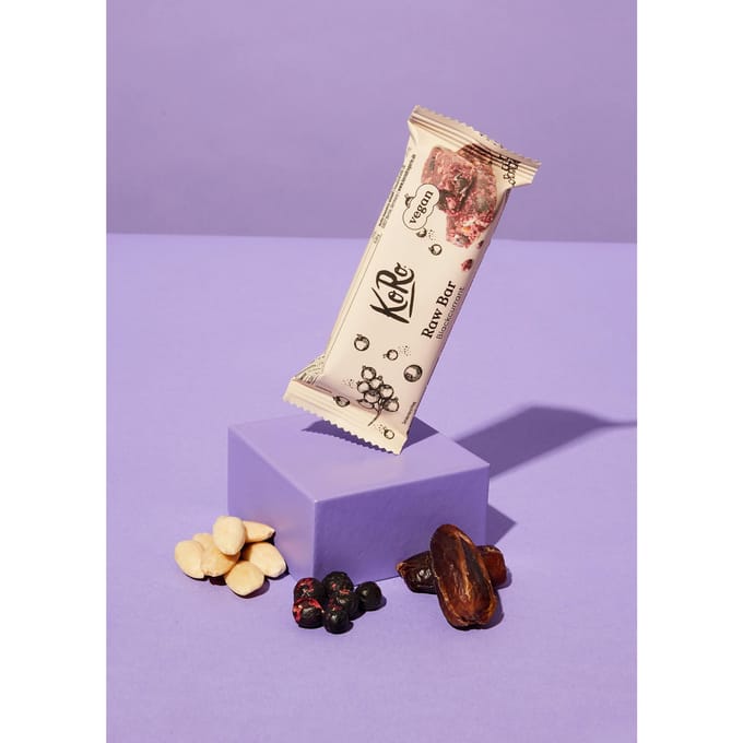 Raw bar blackcurrant 50 g