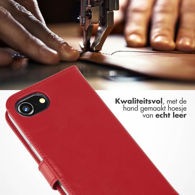 Selencia Hoesje - Geschikt voor Apple iPhone 17e / 16e - Echt Lederen Bookcase - Rood