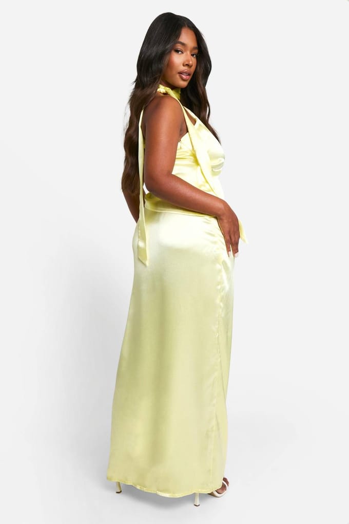 boohoo Dames Plus Premium Satijn One-Shoulder Top & Maxi Rok Co-ord | Citroen | Maat: 48